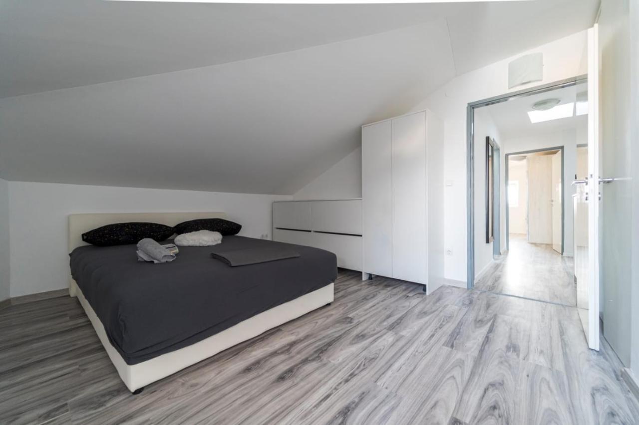 City Center Mayess Aparment Zára Kültér fotó